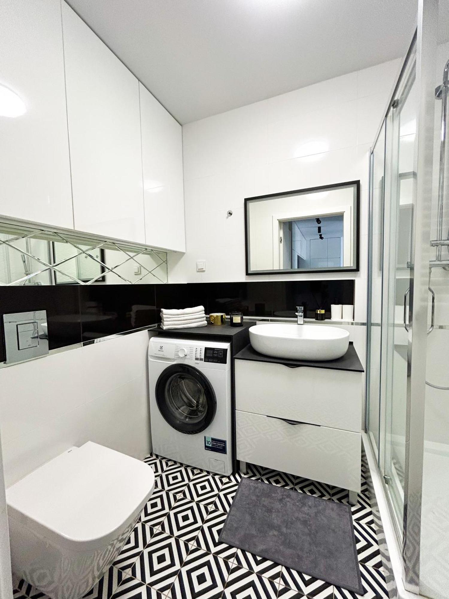 Lumina Stylish 3-Room Apart With Balcony Лодзь Экстерьер фото
