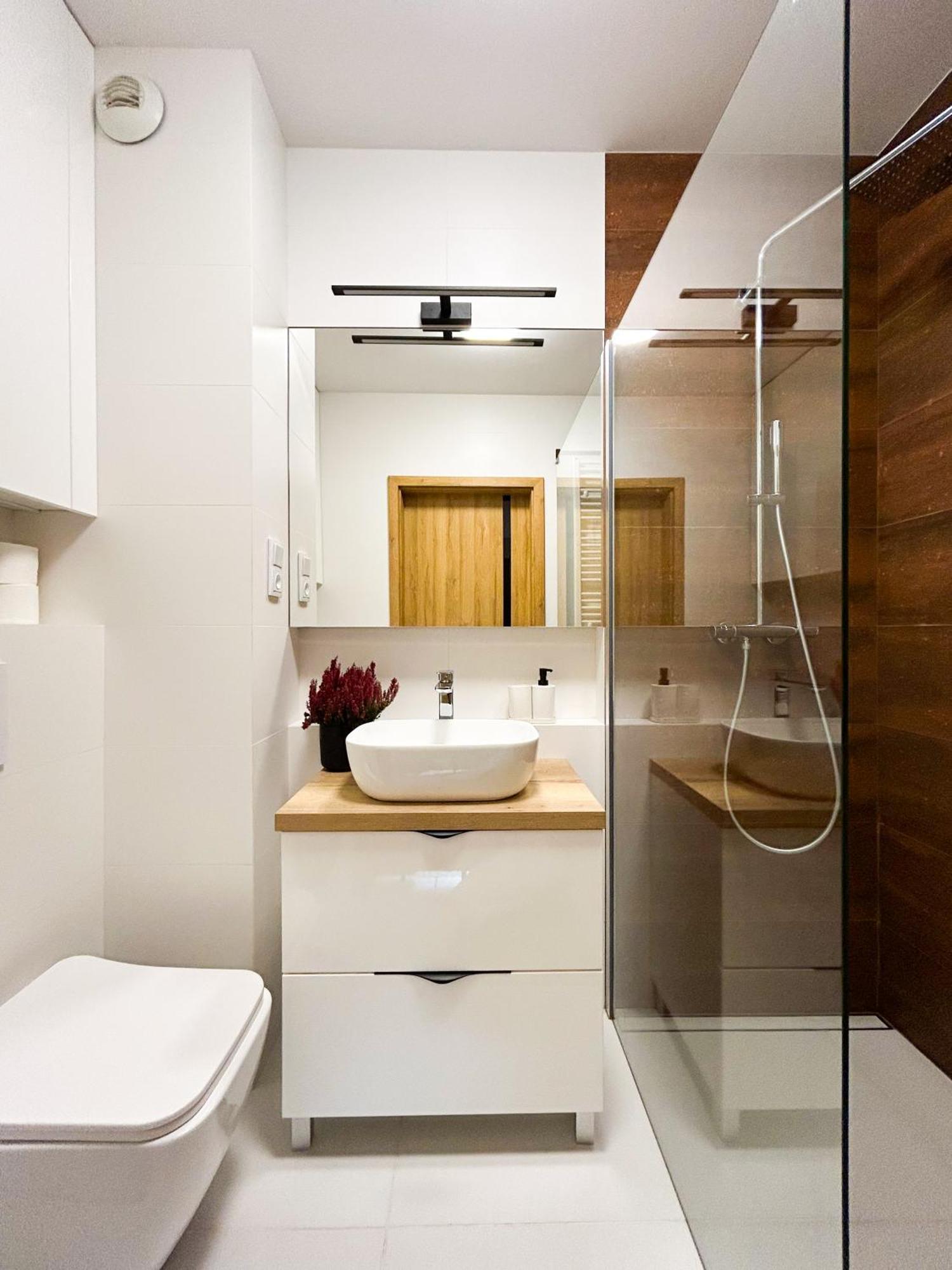 Lumina Stylish 3-Room Apart With Balcony Лодзь Экстерьер фото