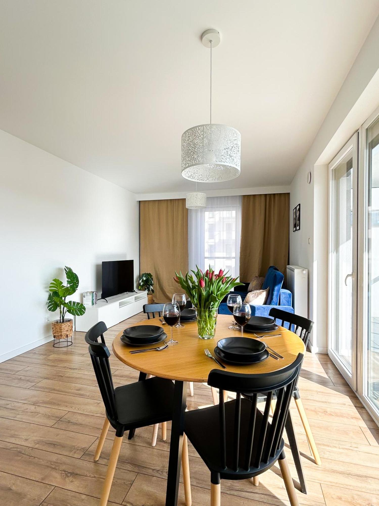 Lumina Stylish 3-Room Apart With Balcony Лодзь Экстерьер фото