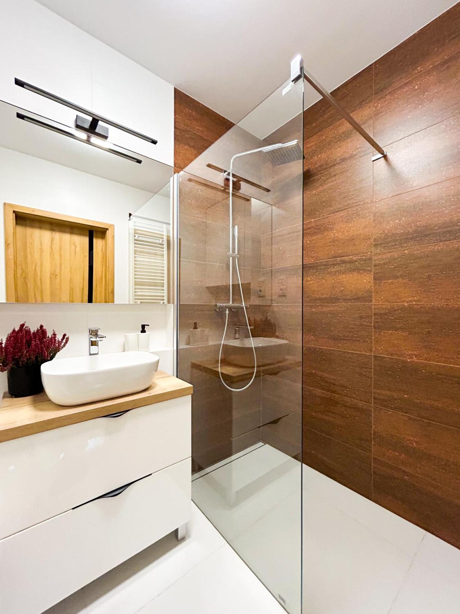 Lumina Stylish 3-Room Apart With Balcony Лодзь Экстерьер фото
